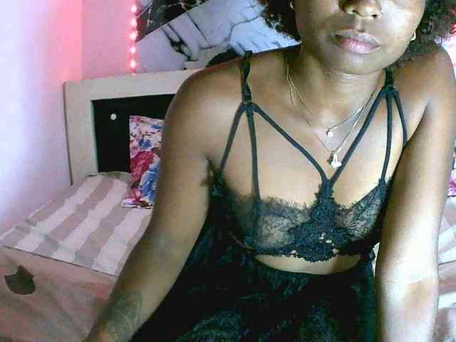 laetitianah webcam