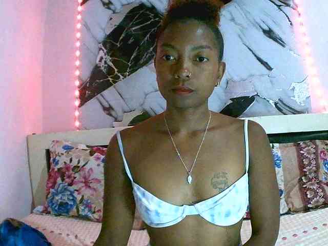laetitianah webcam
