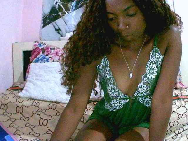 laetitianah webcam