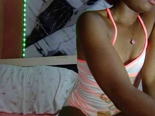 laetitianah webcam