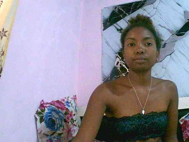 laetitianah webcam