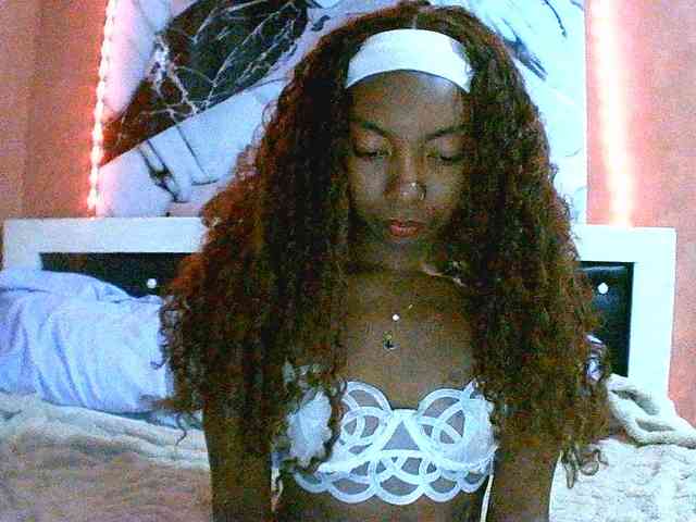 laetitianah webcam