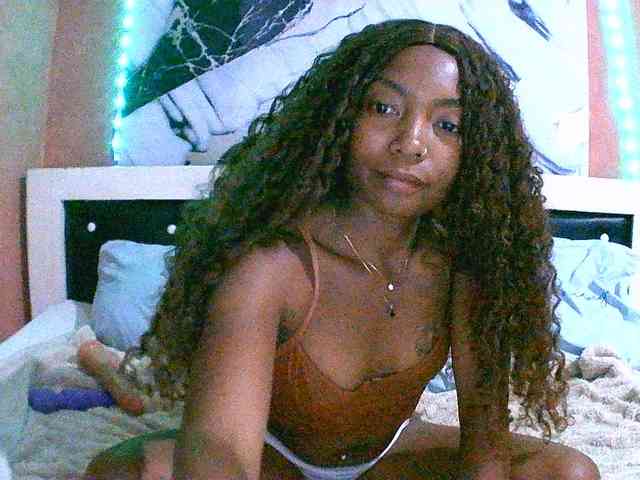 laetitianah webcam