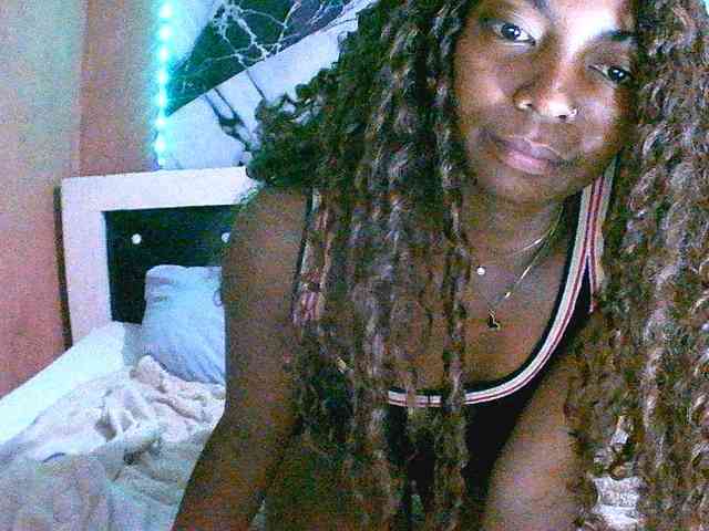 laetitianah webcam