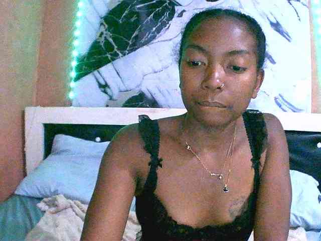 laetitianah webcam