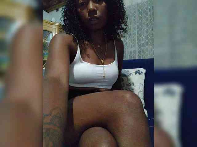 laetitianah webcam