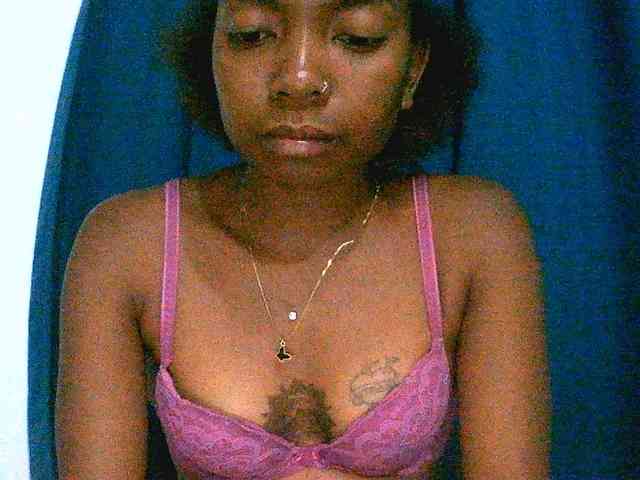 laetitianah webcam