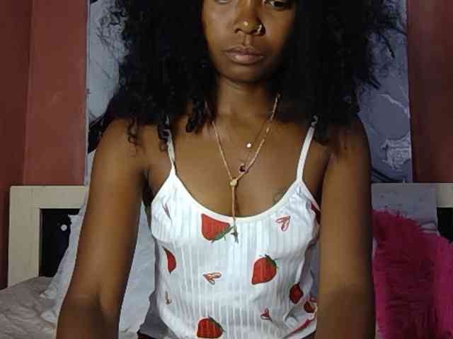 Modèle: laetitianah