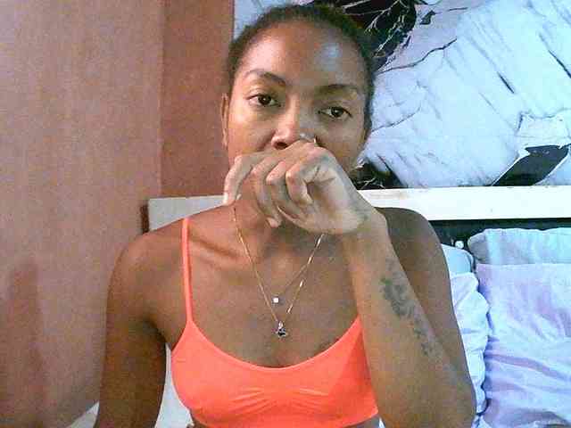 laetitianah webcam