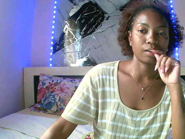 laetitianah webcam