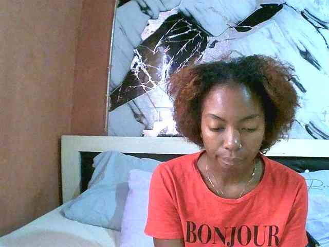 laetitianah webcam