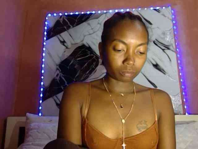 laetitianah webcam