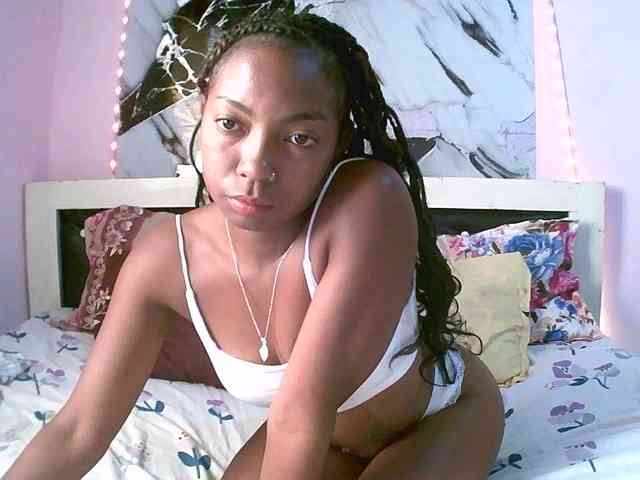 laetitianah webcam