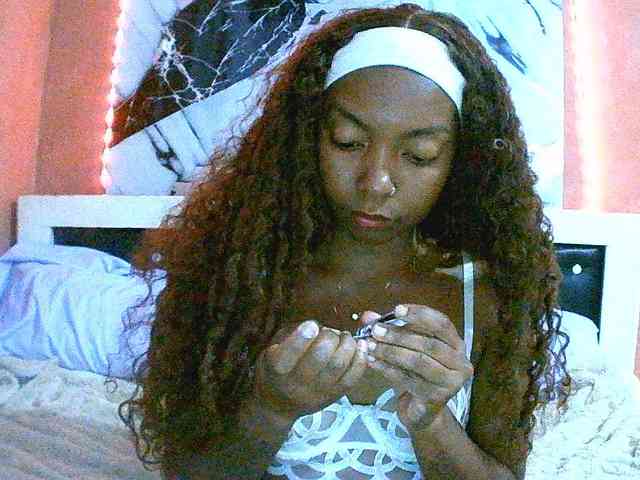 laetitianah webcam