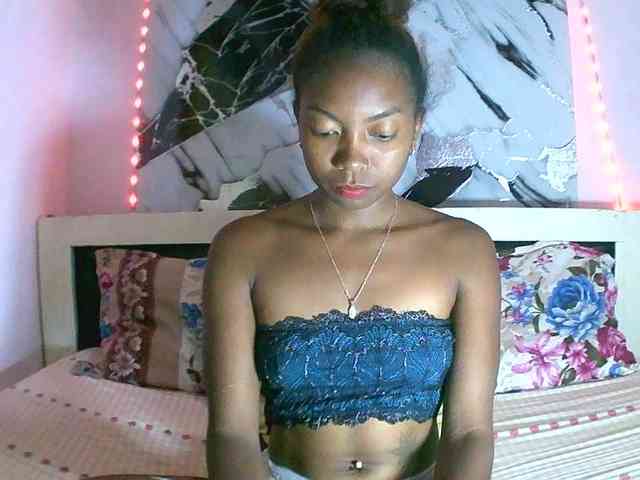 laetitianah webcam