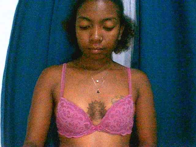 laetitianah webcam