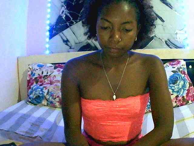 laetitianah webcam