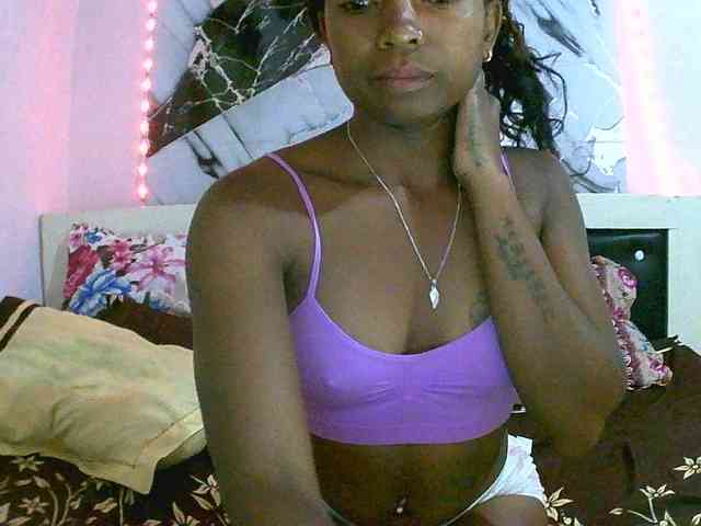 laetitianah webcam