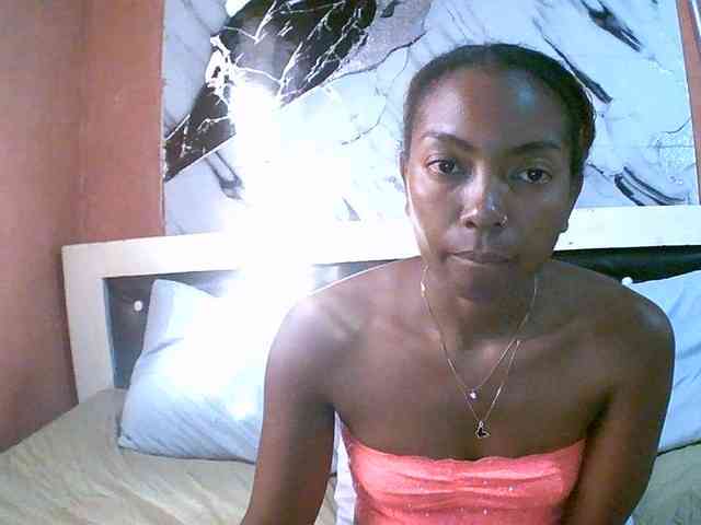laetitianah webcam