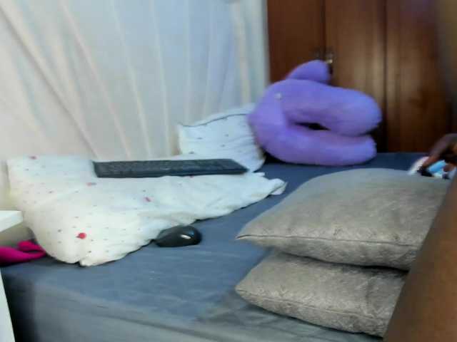 Freaky-Sweetie live cam on BongaCams