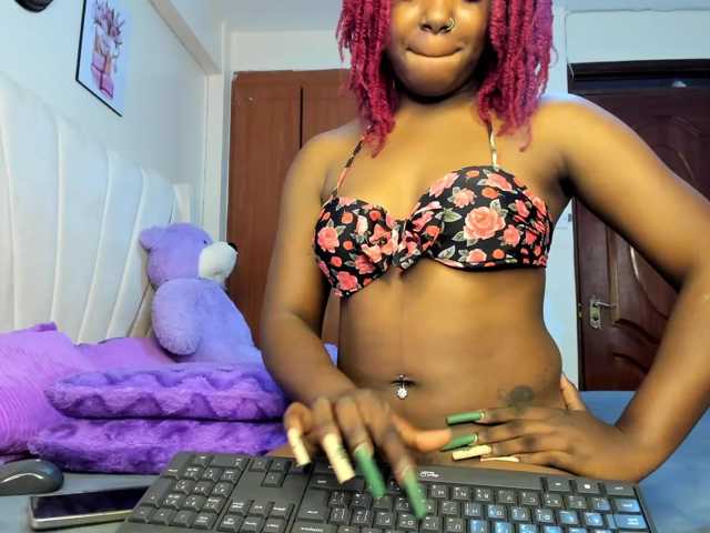 Freaky-Sweetie