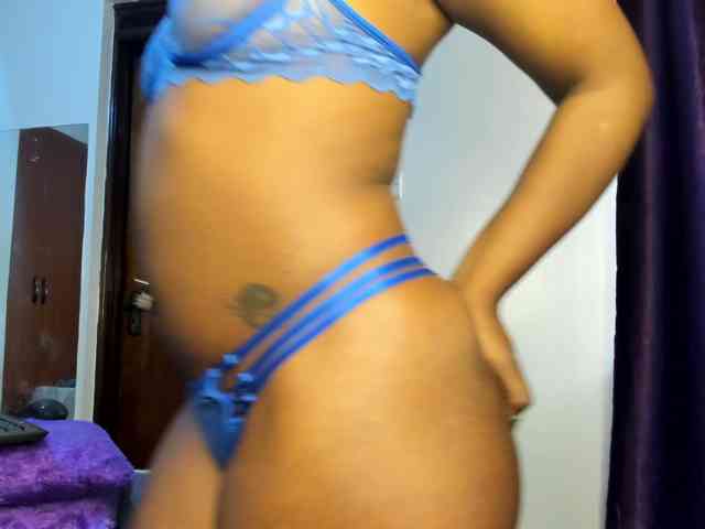 Freaky-Sweetie Freaky-Sweetie