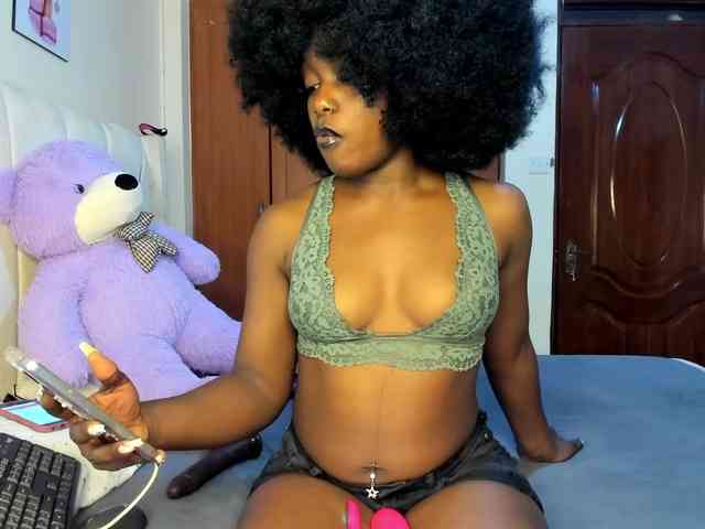 Model: Freaky-Sweetie