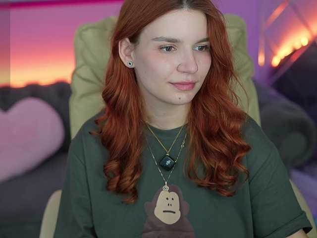 RedShinee live cam on BongaCams