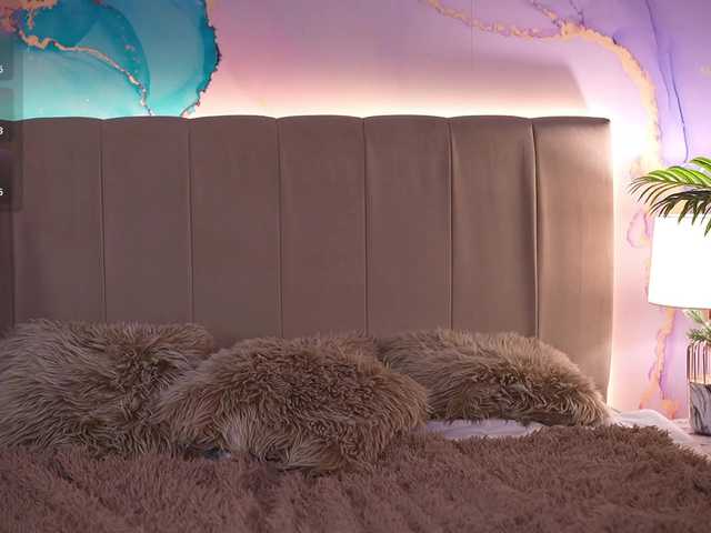 RedShinee live cam on BongaCams