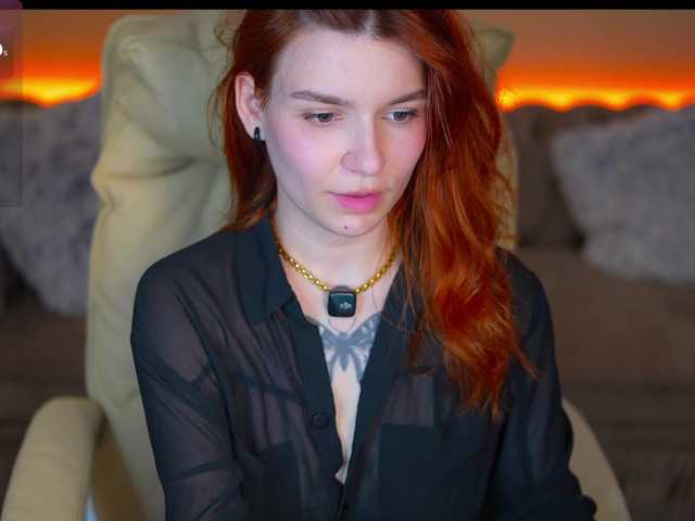 RedShinee live cam on BongaCams