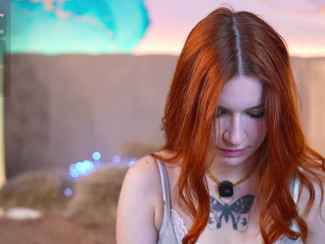 RedShinee live cam on BongaCams