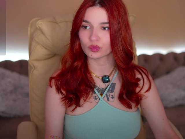 RedShinee live cam on BongaCams