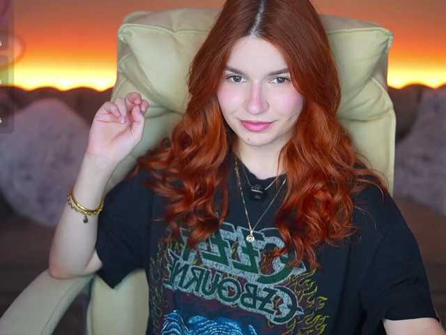 RedShinee live cam on BongaCams