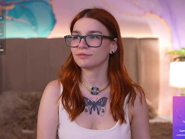 RedShinee live cam on BongaCams