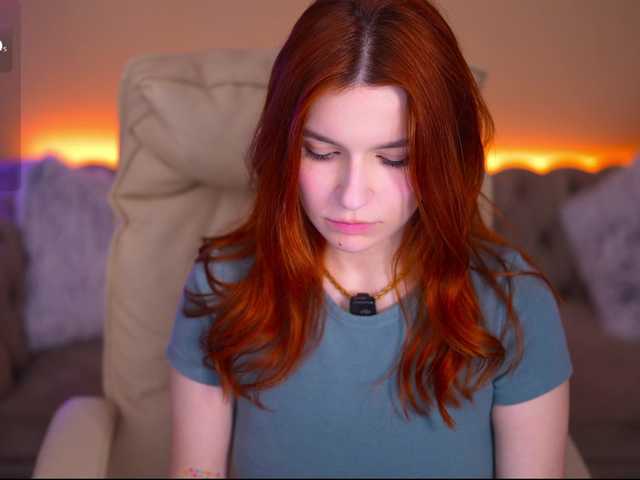 RedShinee live cam on BongaCams