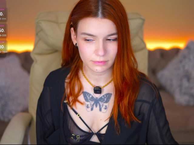 RedShinee live cam on BongaCams