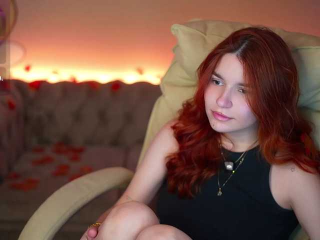 RedShinee live cam on BongaCams