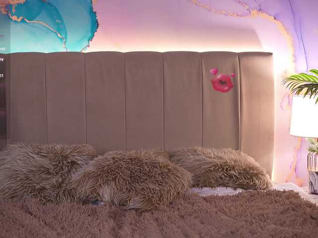 RedShinee live cam on BongaCams