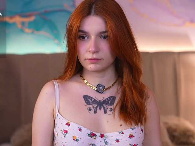 RedShinee live cam on BongaCams