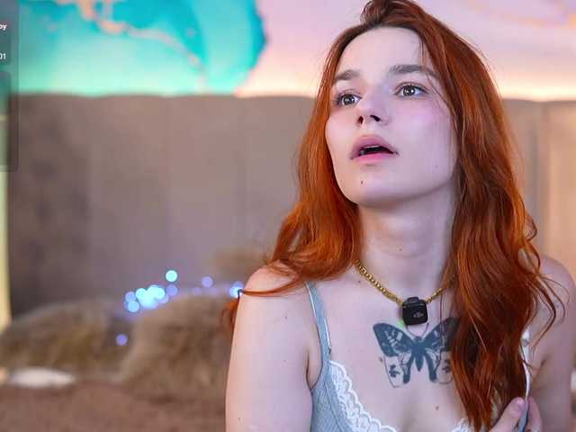 RedShinee live cam on BongaCams