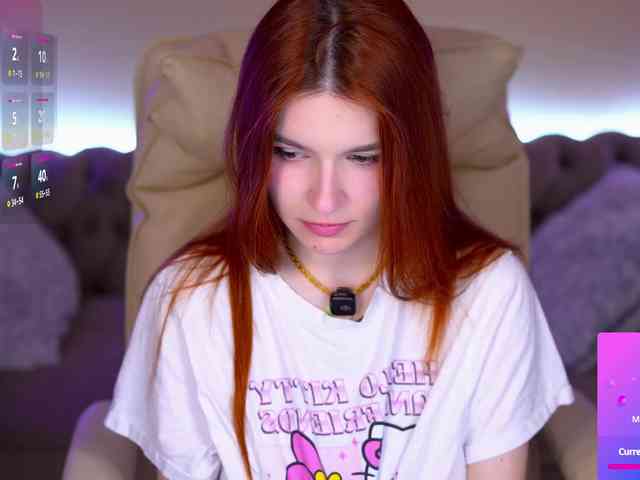 RedShinee Live Webcam on BongaCams