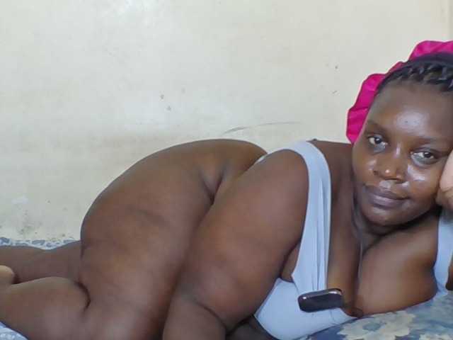 Sexyblackass live cam on BongaCams