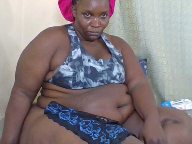 Sexyblackass live cam on BongaCams
