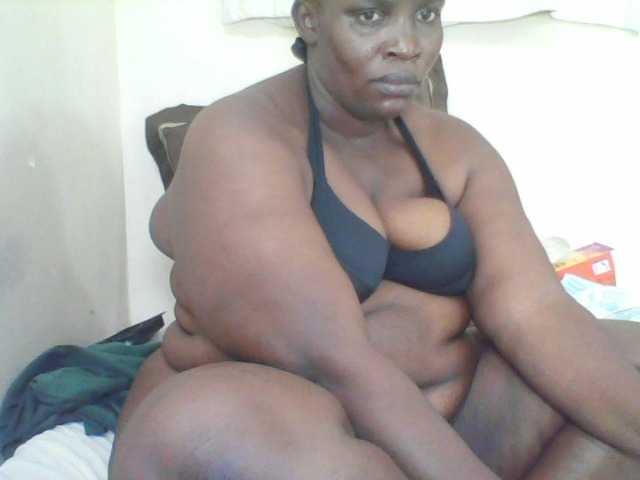 Sexyblackass live cam on BongaCams