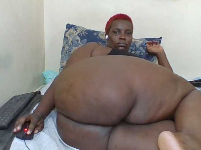 Sexyblackass live cam on BongaCams
