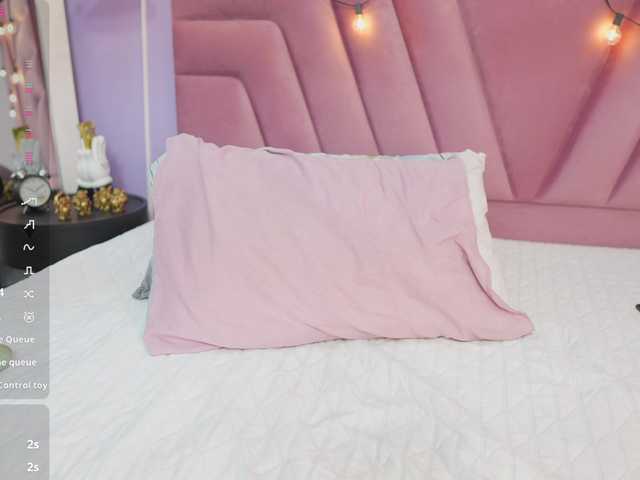 Beautifulskinny18 live cam on BongaCams