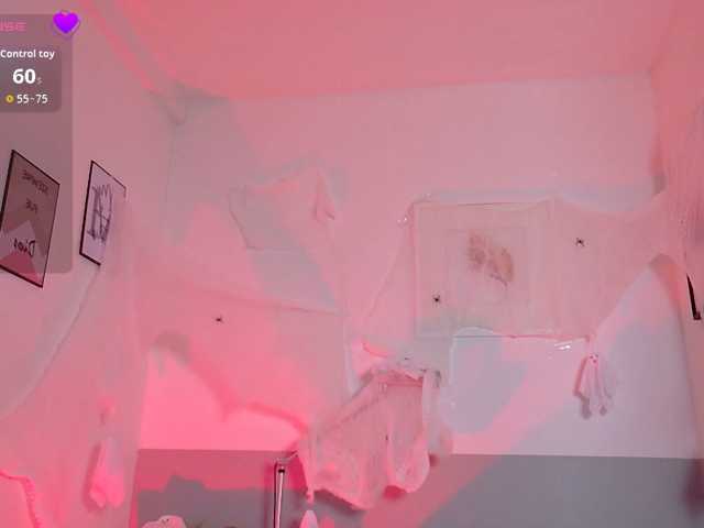 Beautifulskinny18 live cam on BongaCams