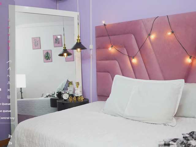 Beautifulskinny18 live cam on BongaCams