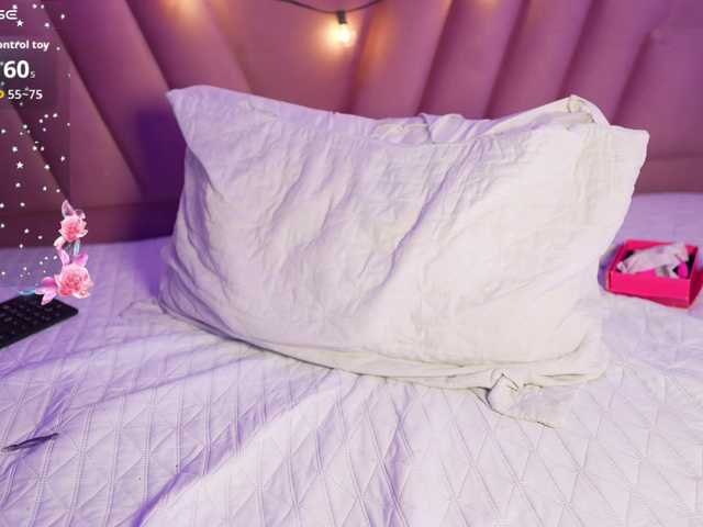 Beautifulskinny18 live cam on BongaCams