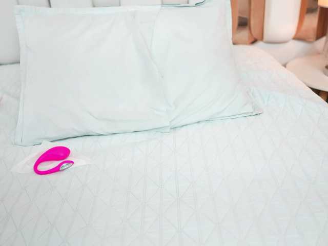 Beautifulskinny18 live cam on BongaCams